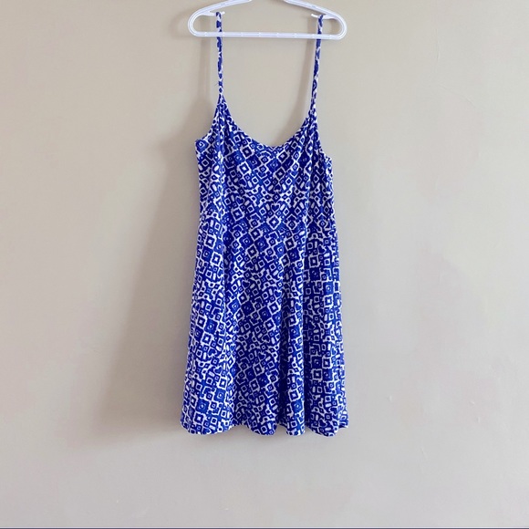 Beautiful H&M summer dress - Picture 1 of 3